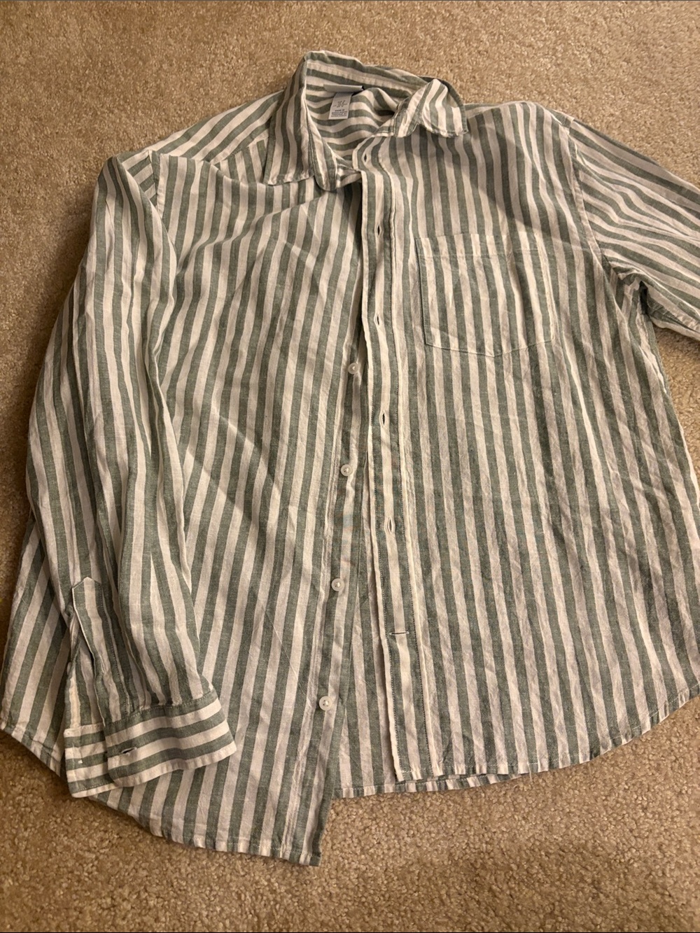 Men's H&M Green and White Striped Button-Up Shirt